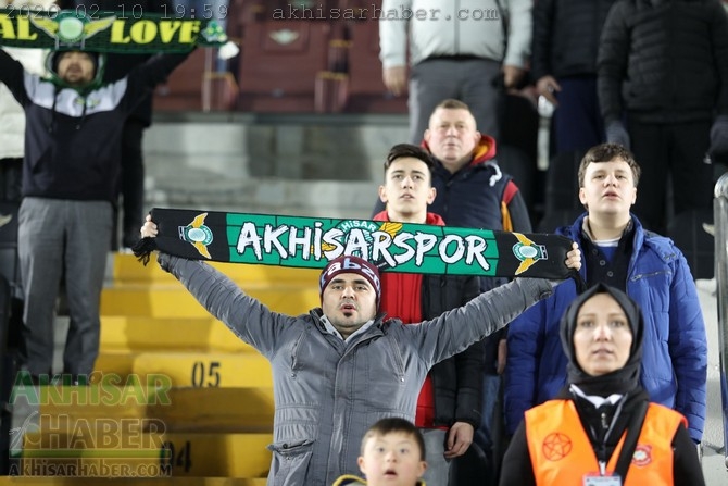 TFF 1.Lig, Akhisarspor, E.G. Menemenspor ilk devre fotoğrafları 24