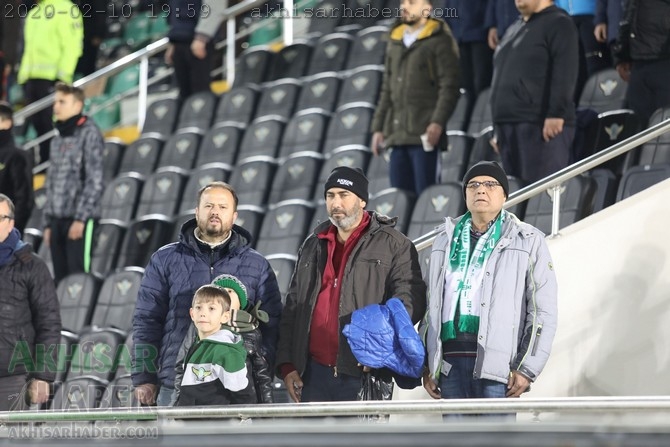 TFF 1.Lig, Akhisarspor, E.G. Menemenspor ilk devre fotoğrafları 31