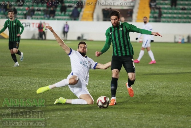 TFF 1.Lig, Akhisarspor, E.G. Menemenspor ilk devre fotoğrafları 38