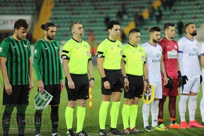 TFF 1.Lig, Akhisarspor, E.G. Menemenspor ilk devre fotoğrafları 4