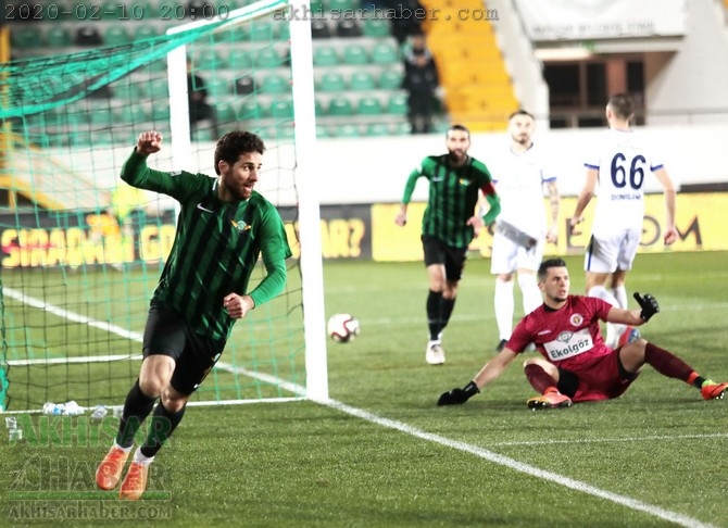 TFF 1.Lig, Akhisarspor, E.G. Menemenspor ilk devre fotoğrafları 43