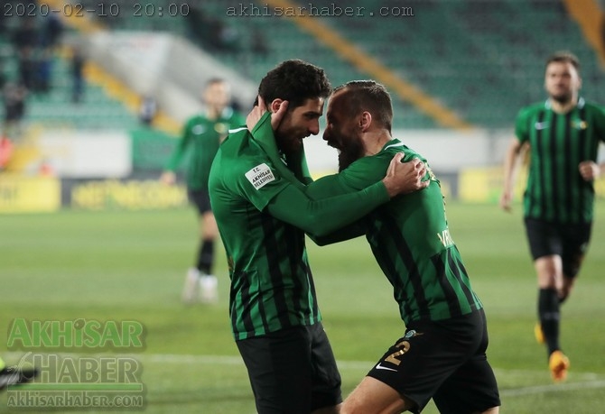 TFF 1.Lig, Akhisarspor, E.G. Menemenspor ilk devre fotoğrafları 46