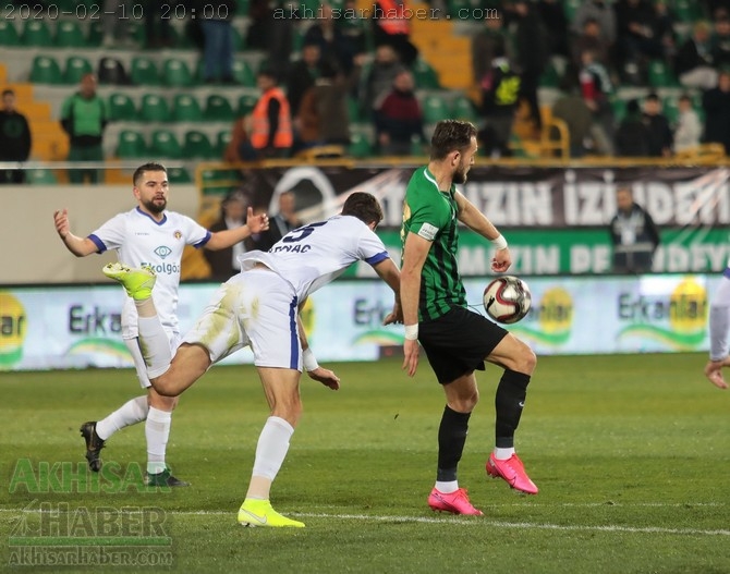 TFF 1.Lig, Akhisarspor, E.G. Menemenspor ilk devre fotoğrafları 63