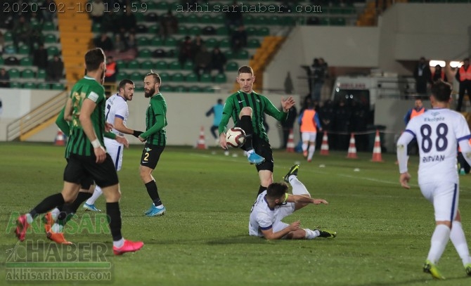 TFF 1.Lig, Akhisarspor, E.G. Menemenspor ilk devre fotoğrafları 66