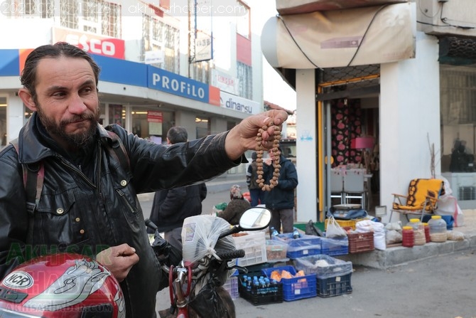 Akhisar'da Çarşamba günleri kurulan köylü pazarından objektiflerimi 30