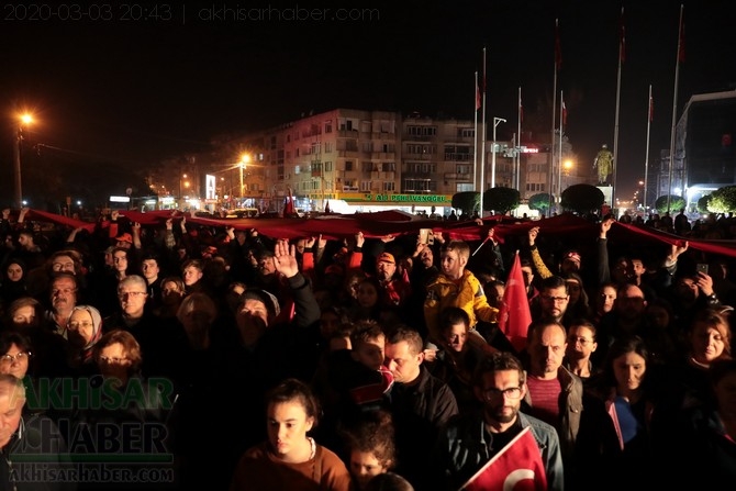 3 Mart 2020 tarihli Akhisar şehitler için yapılan yürüyüş tüm fotoğrafla 135