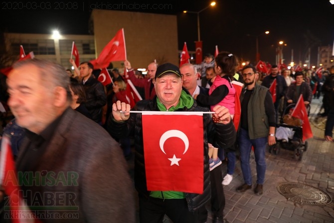 3 Mart 2020 tarihli Akhisar şehitler için yapılan yürüyüş tüm fotoğrafla 25