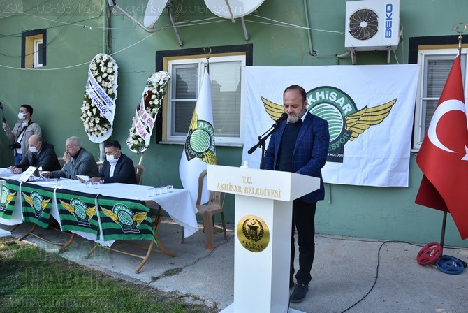 Akhisarspor yeni başkanı Evren Özbey oldu 103