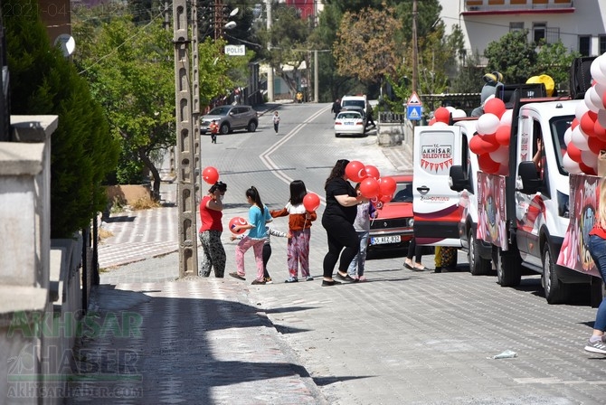 23 Nisan'da sokaklar şenlendi 108