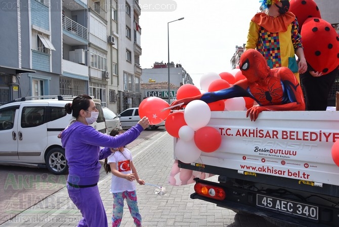 23 Nisan'da sokaklar şenlendi 50