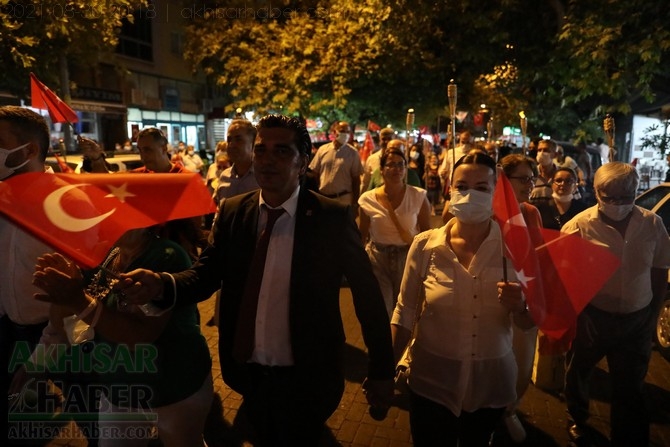 CHP Akhisar İlçe Teşkilatından Zaferin 99.yılında özel fener alayı 11