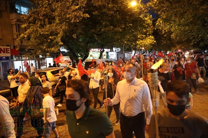 CHP Akhisar İlçe Teşkilatından Zaferin 99.yılında özel fener alayı 18