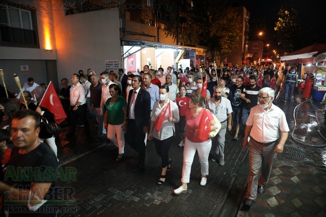 CHP Akhisar İlçe Teşkilatından Zaferin 99.yılında özel fener alayı 54