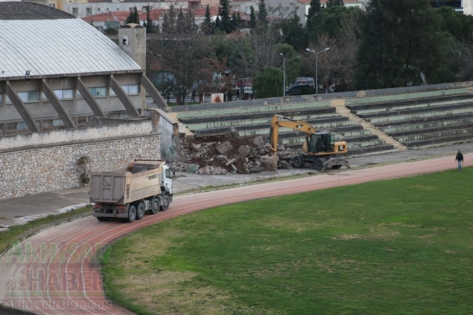 Akhisar Şehir Stadyumu yıkılıyor! İşte Yeni Proje 16