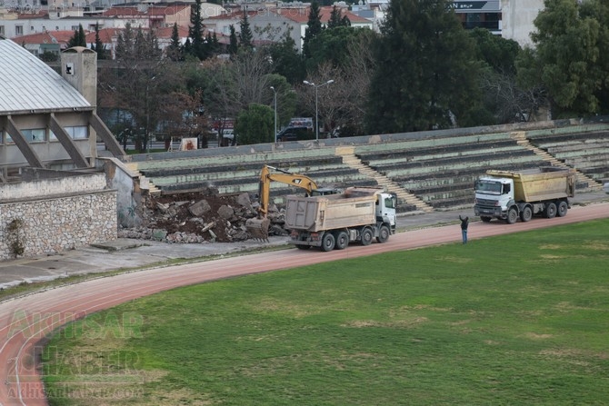 Akhisar Şehir Stadyumu yıkılıyor! İşte Yeni Proje 19