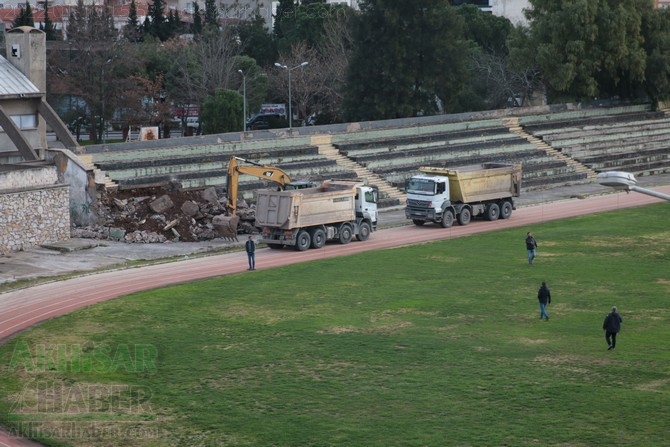 Akhisar Şehir Stadyumu yıkılıyor! İşte Yeni Proje 20