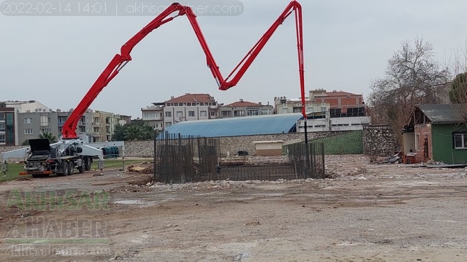 Akhisar eski stadyumda çalışmalar tüm hızıyla devam ediyor 24