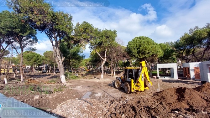 Merkez parkta çalışmalar devam ediyor 10