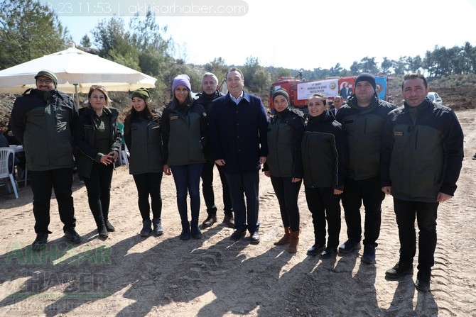 Dingiller Mahallesinde Ağaç Dikme Etkinliği 92