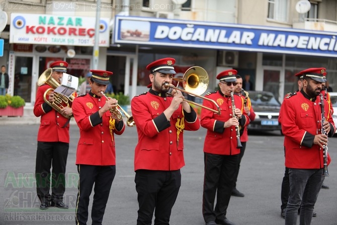 19 Mayıs 2022 Atatürk'ü anma Gençlik ve Spor Bayramı Çelenk Sunma T 19