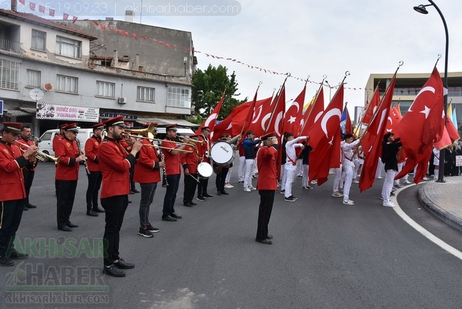 19 Mayıs 2022 Atatürk'ü anma Gençlik ve Spor Bayramı Çelenk Sunma T 42