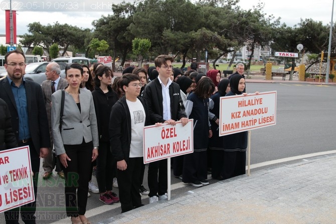 19 Mayıs 2022 Atatürk'ü anma Gençlik ve Spor Bayramı Çelenk Sunma T 81