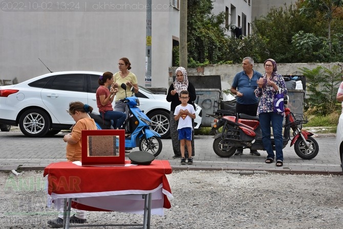 Akhisarlı Şehit Piyade Uzman Çavuş Reşat Ergin’in baba ocağında hayır et 13