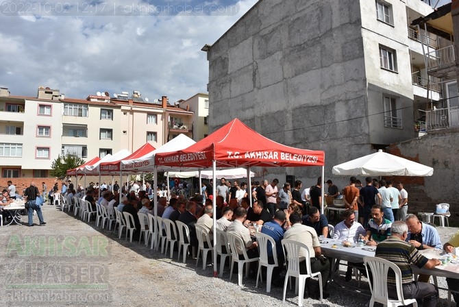 Akhisarlı Şehit Piyade Uzman Çavuş Reşat Ergin’in baba ocağında hayır et 3