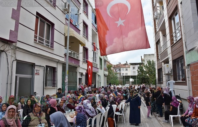 Akhisarlı Şehit Piyade Uzman Çavuş Reşat Ergin’in baba ocağında hayır et 6