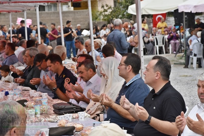 Akhisarlı Şehit Piyade Uzman Çavuş Reşat Ergin’in baba ocağında hayır et 7