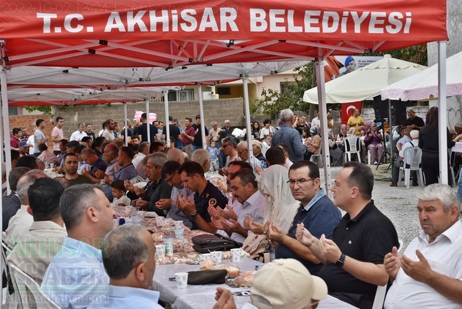 Akhisarlı Şehit Piyade Uzman Çavuş Reşat Ergin’in baba ocağında hayır et 8