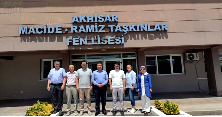 İlçe Milli Eğitim Müdürü Erdem, Macide-Ramiz Taşkınlar Fen Lisesi ziyaret etti