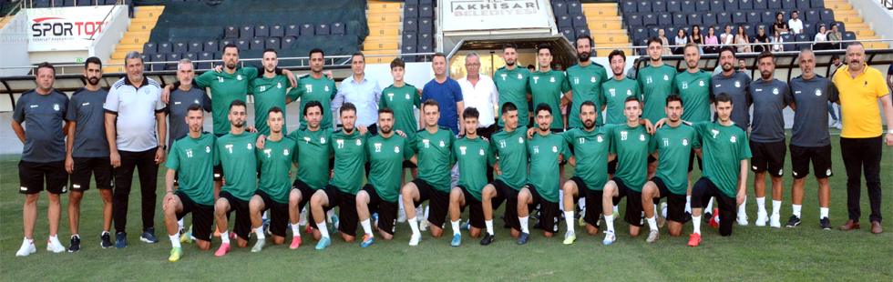 Akhisar Belediye 1885 Spor Kulübü Sahaya indi