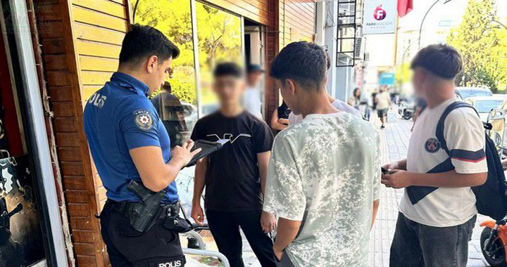 Polis, Okul Çevreleri ile Servis Araçları denetim uygulaması