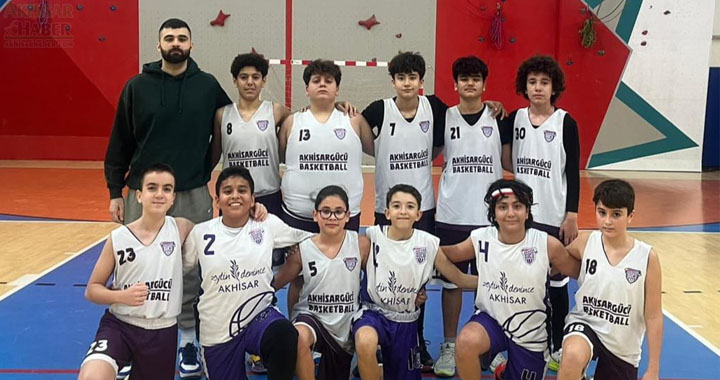 Akhisargücü Basketbolda Namaglup Yoluna Devam Ediyor