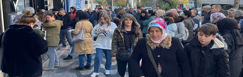 Akhisar Doğru Cevapta bursluluk sınavına yoğun ilgi