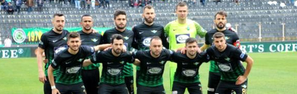 Akhisar'da çifte kupalı kadro dağıldı