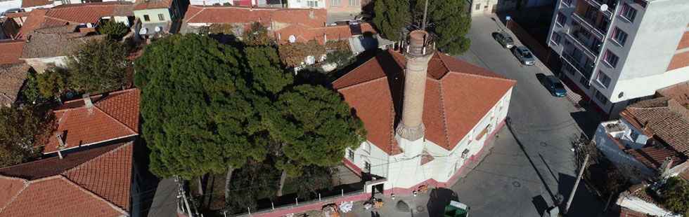 Efendi Camii’nin onarımı Akhisar Belediyesi’nce yapılıyor