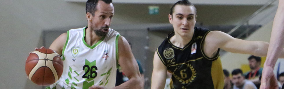 Akhisarlı devler, derbiden mağlup ayrıldı 90-71