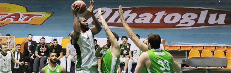 Akhisarlı devler Play-Off müsabakasında Mamak'a yenildi