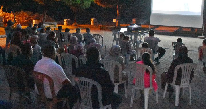 Dağdere’de ilk kez açık hava sinema etkinliği düzenlendi