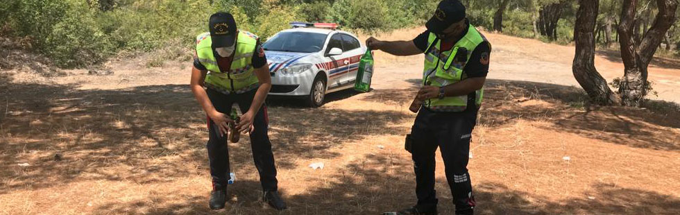 İlçe Jandarma Komutanlığı, gece gündüz ormanlık alanda