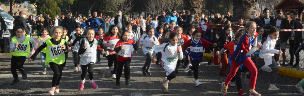 350 Öğrenci Atatürk için koştu