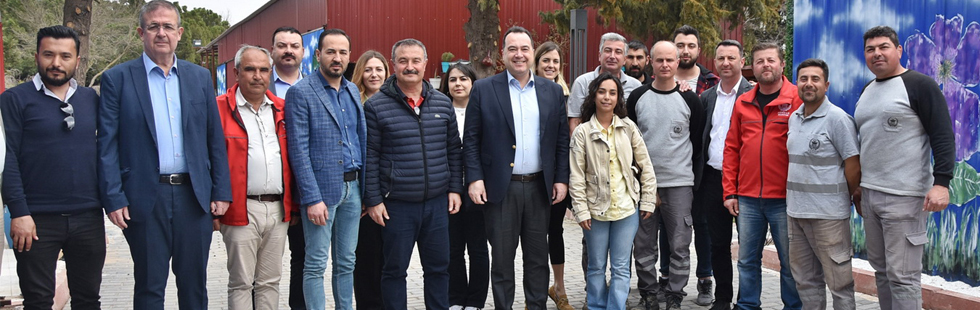 Akhisar Belediyesi Park Bahçeler sezona hazır