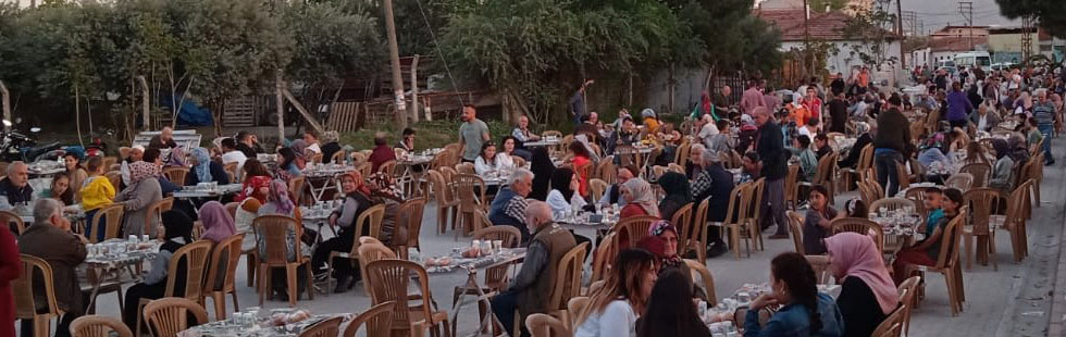 Ak Parti’den Seyitahmet Mahallesinde gönül sofrası iftarı