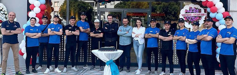 Akhisar Atatürk Domino’s açıldı