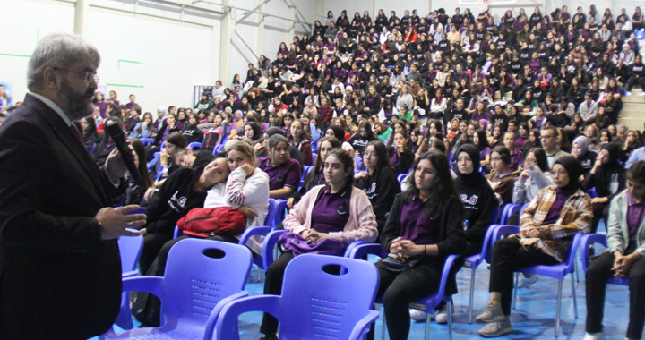 İl Müftüsü Soykök, gençlerle buluştu