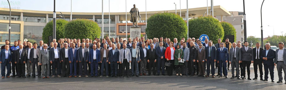 Akhisar’da Muhtarlar Günü törenle kutlandı