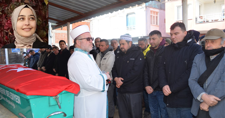 Zehra öğretmeni binlerce kişi tekbirlerle uğurladı