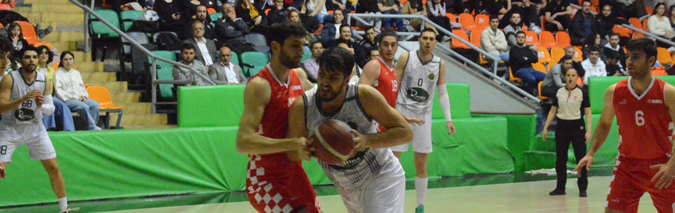 Akhisarlı devler, Rino Seramik Porselen Takımına 54-76 mağlup oldu